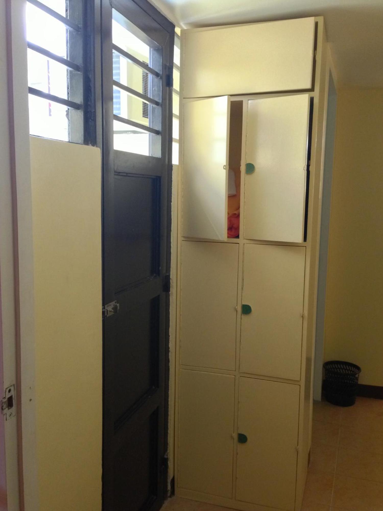 Crossroads Hostel Manila Mandaluyong Bagian luar foto