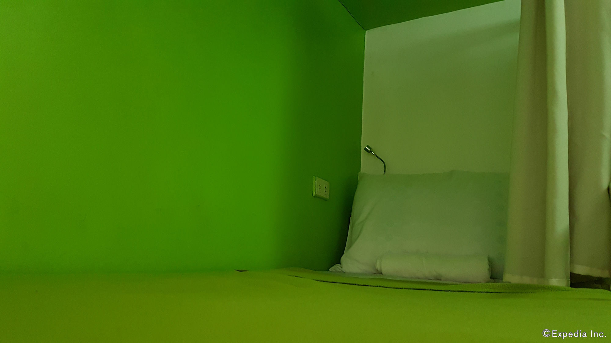 Crossroads Hostel Manila Mandaluyong Bagian luar foto