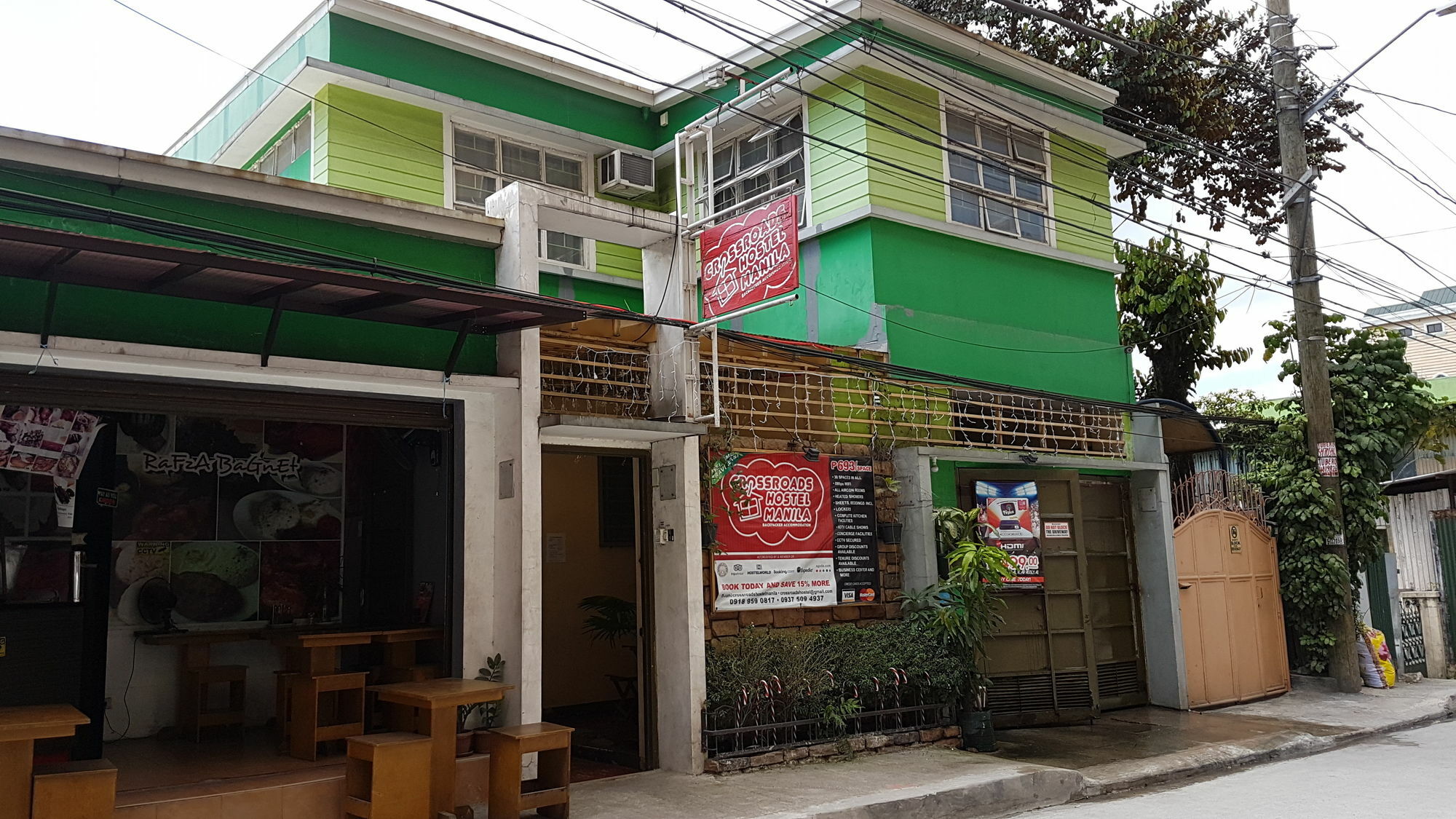 Crossroads Hostel Manila Mandaluyong Bagian luar foto